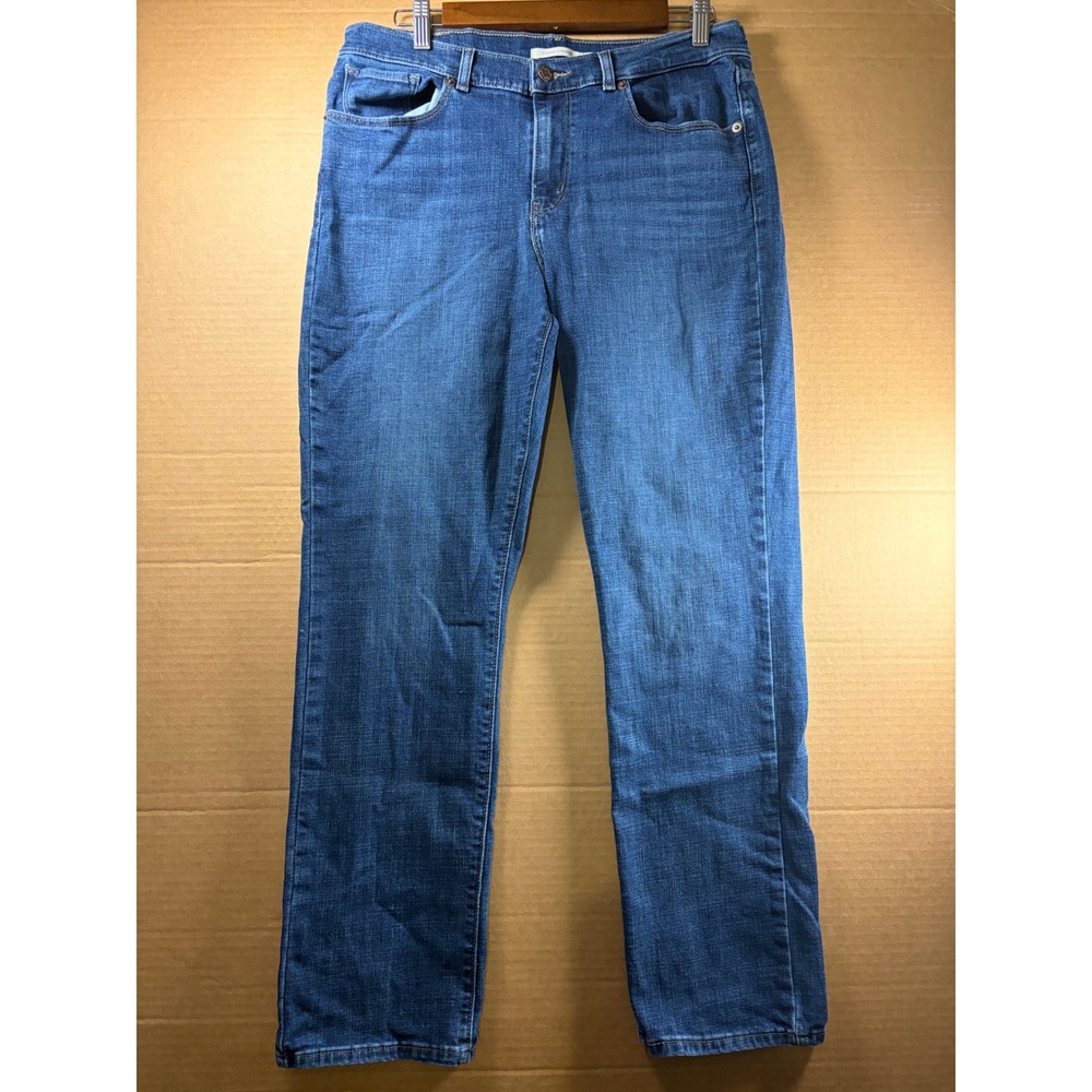 Levi's Classic Straight Jeans Womens Size 12 Blue Medium Wash Denim Stretch